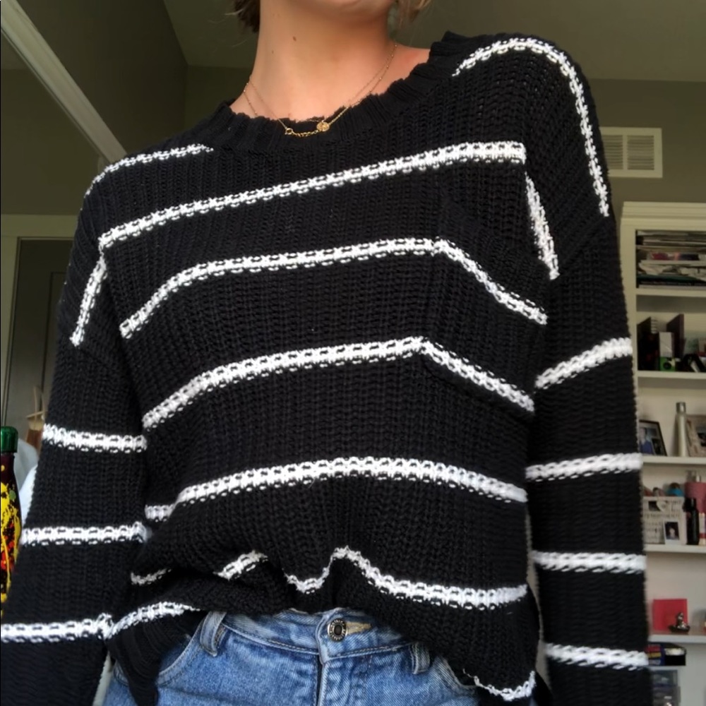 american eagle sweater! size xs/s